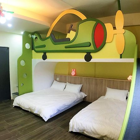 23 Here B&B Kota Hualien Bagian luar foto