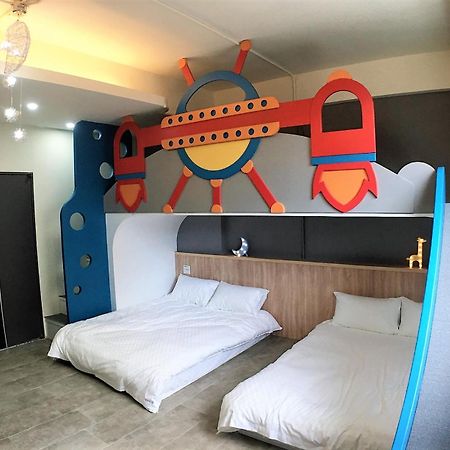 23 Here B&B Kota Hualien Bagian luar foto