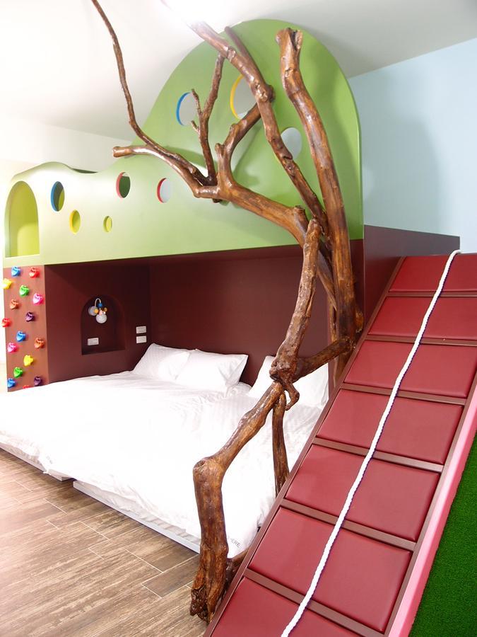 23 Here B&B Kota Hualien Bagian luar foto