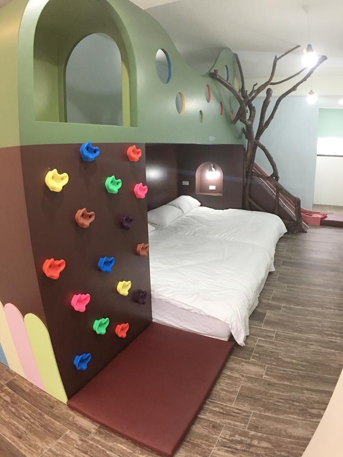 23 Here B&B Kota Hualien Bagian luar foto