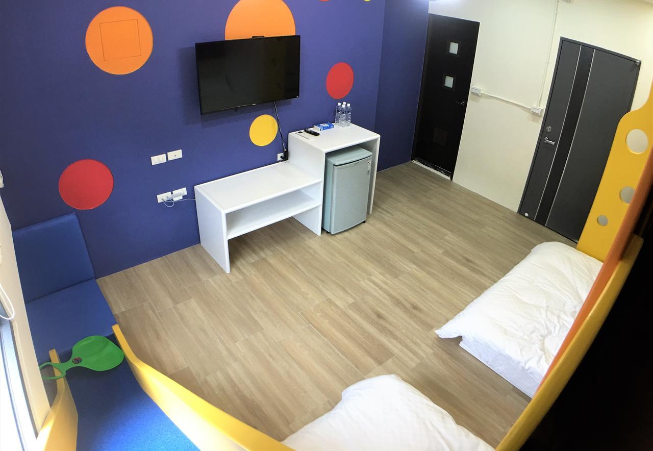 23 Here B&B Kota Hualien Bagian luar foto