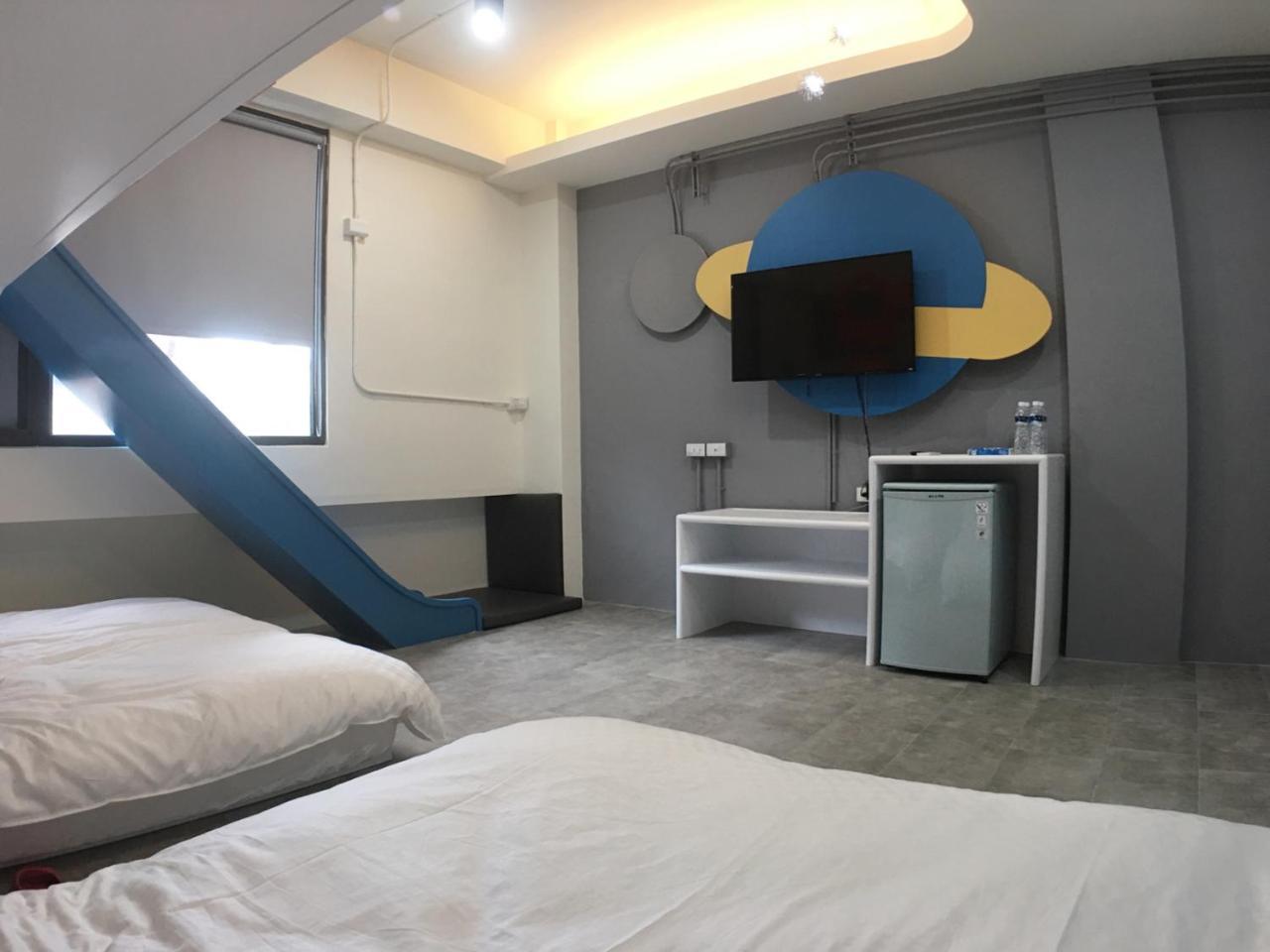 23 Here B&B Kota Hualien Bagian luar foto